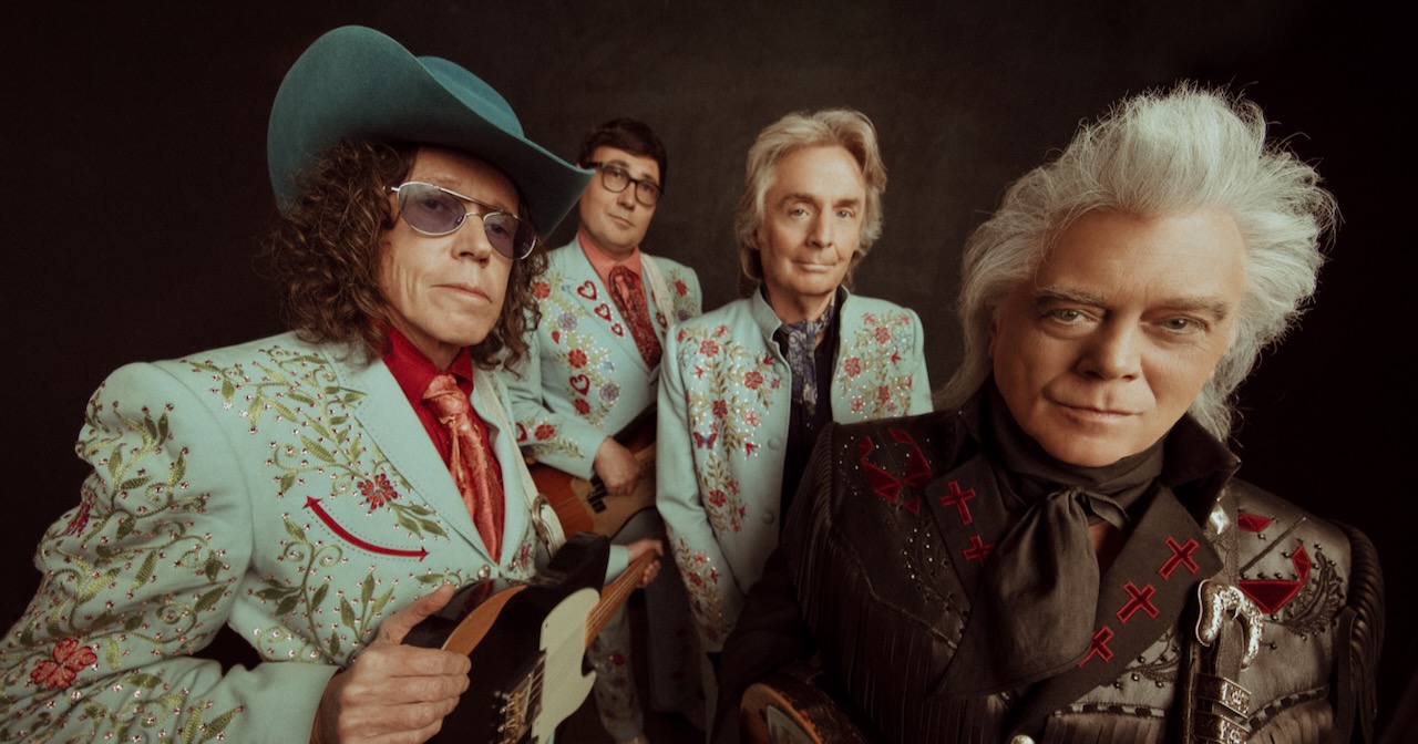 <thrive_headline click tho-post-58356 tho-test-25>Marty Stuart: From Bluegrass to Psychedelia and Back</thrive_headline>