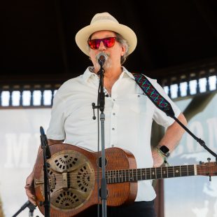 Festival host Jerry Douglas kicks off The Scruggs Sessions tribute to 'Flatt & Scruggs At Carnegie Hall!' Photo by Jess Maples.